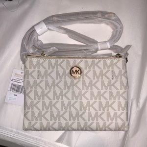 BRAND NEW AUTHENTIC Michael Kors vanilla crossbody